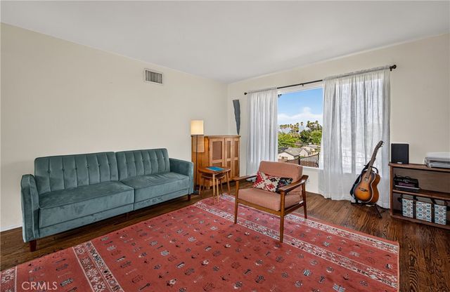 1020 La Cresta, Redlands, CA 92373