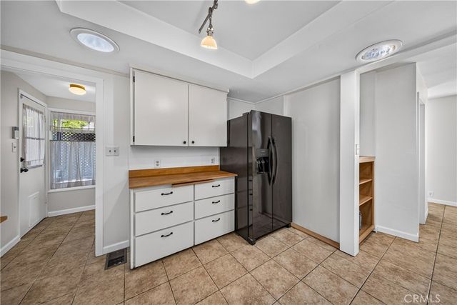 1020 La Cresta, Redlands, CA 92373