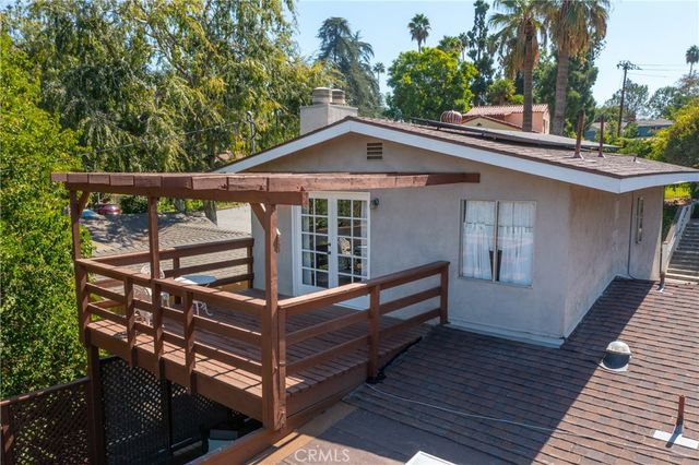 1020 La Cresta, Redlands, CA 92373