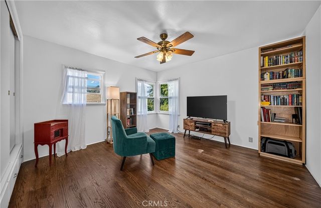 1020 La Cresta, Redlands, CA 92373