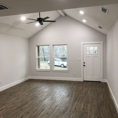 700 W Parnell Street, Denison, TX 75020