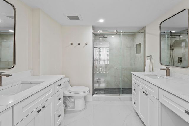 5460 N Ocean Drive 5b, Singer Island, FL 33404