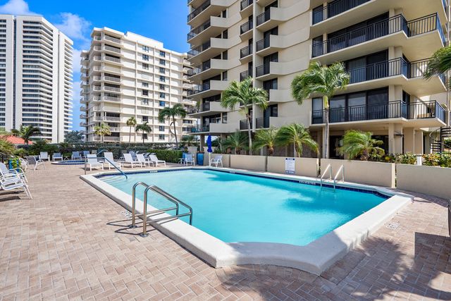 5460 N Ocean Drive 5b, Singer Island, FL 33404