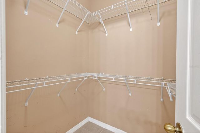 2056 CYPRESS BAY BLVD, Kissimmee, FL 34743