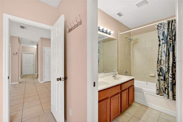 2056 CYPRESS BAY BLVD, Kissimmee, FL 34743