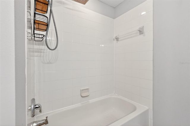 2056 CYPRESS BAY BLVD, Kissimmee, FL 34743