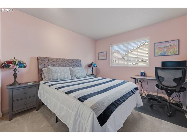 13639 Sw KING LEAR Way, Portland, OR 97224