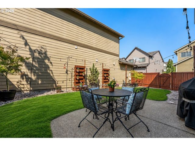 13639 Sw KING LEAR Way, Portland, OR 97224