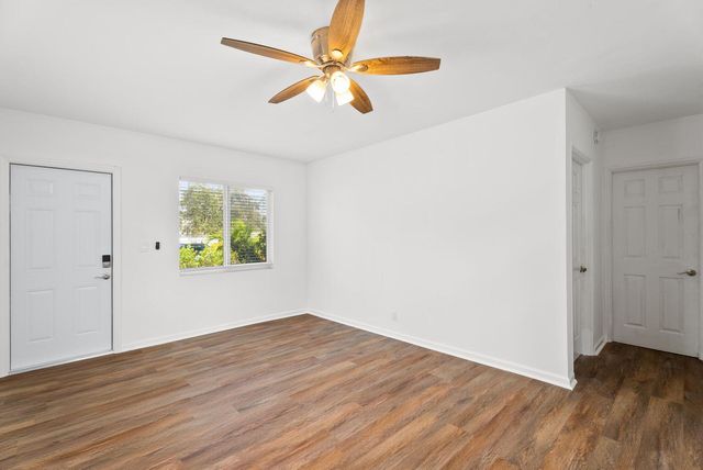 406 57th Street, West Palm Beach, FL 33407