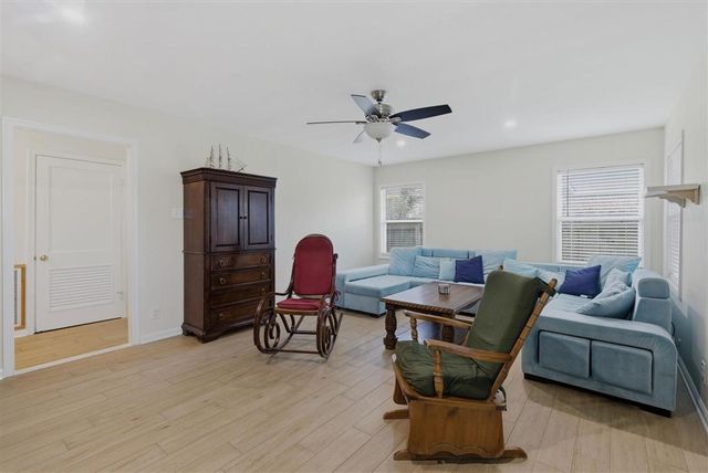 820 Contraband, Lake Charles, LA 70605