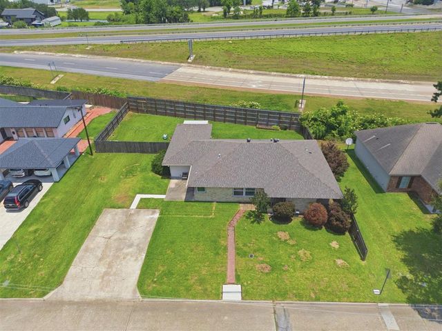 820 Contraband, Lake Charles, LA 70605