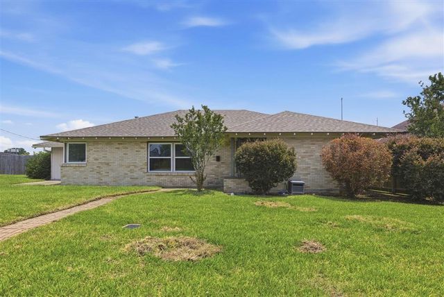 820 Contraband, Lake Charles, LA 70605