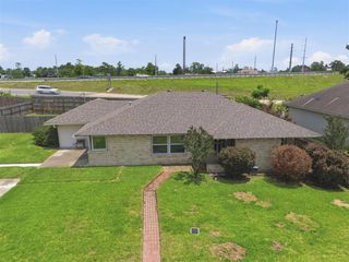 820 Contraband, Lake Charles, LA 70605
