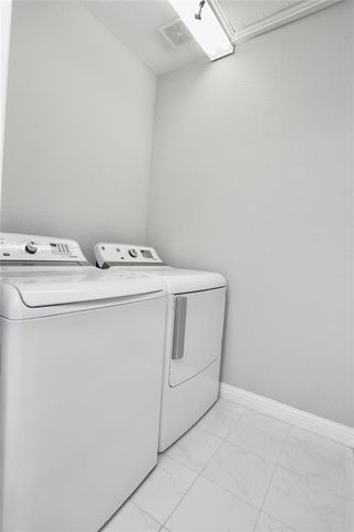 1227 W 19th Street A, Houston, TX 77008