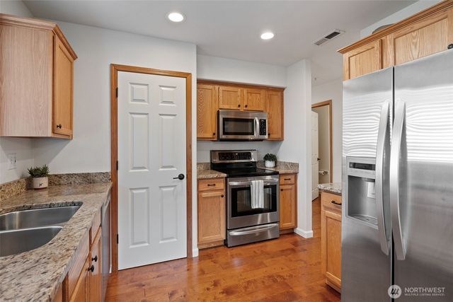 2530 123rd Place SW #B, Everett, WA 98204