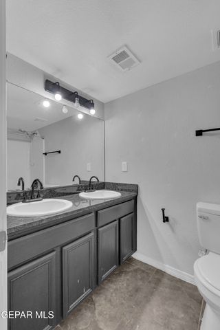 10400 Valle Koki Drive Drive, Socorro, TX 79927