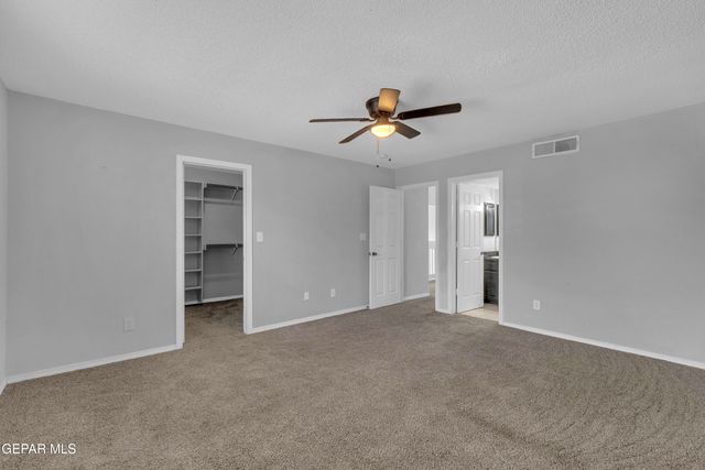 10400 Valle Koki Drive Drive, Socorro, TX 79927