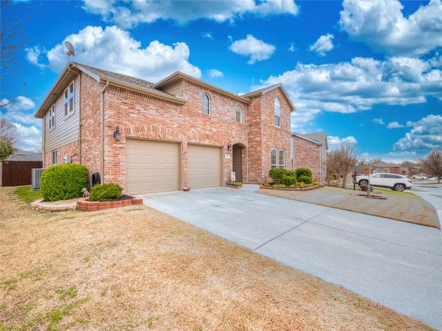 425 Stanley Falls Drive, Anna, TX 75409