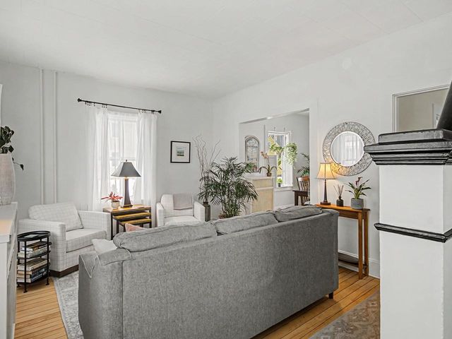 21 Clymer Street, Burlington, VT 05401