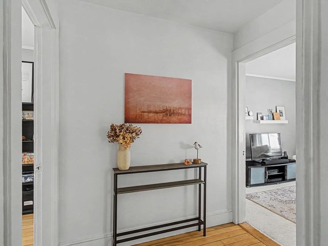 21 Clymer Street, Burlington, VT 05401