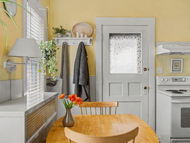 21 Clymer Street, Burlington, VT 05401