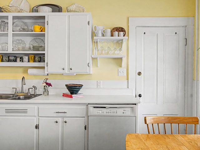 21 Clymer Street, Burlington, VT 05401