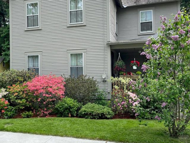 21 Clymer Street, Burlington, VT 05401