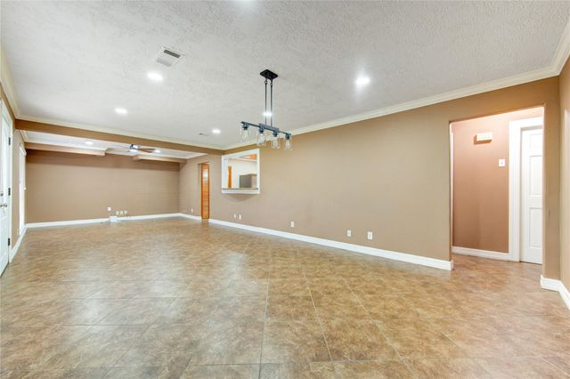 9922 Carmalee Street, Houston, TX 77075