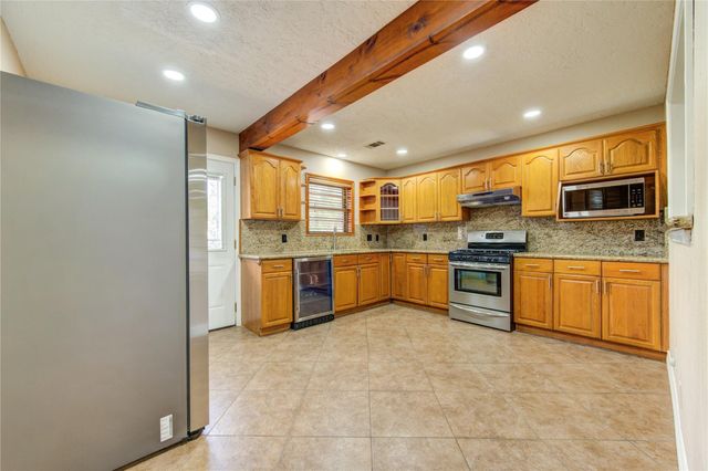 9922 Carmalee Street, Houston, TX 77075