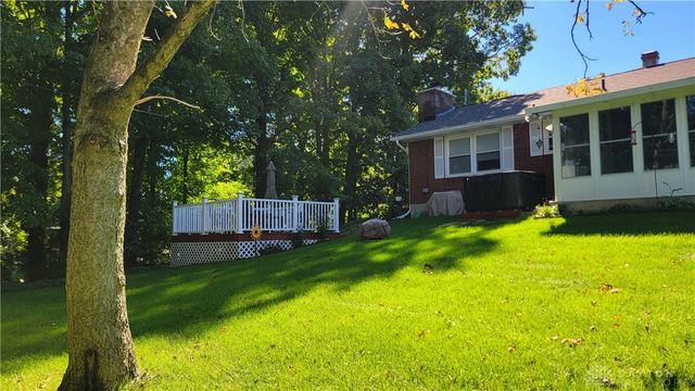 324 Oakridge Drive, Springfield, OH 45504