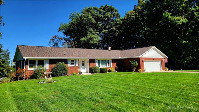 324 Oakridge Drive, Springfield, OH 45504