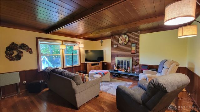 324 Oakridge Drive, Springfield, OH 45504