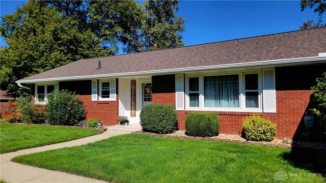 324 Oakridge Drive, Springfield, OH 45504