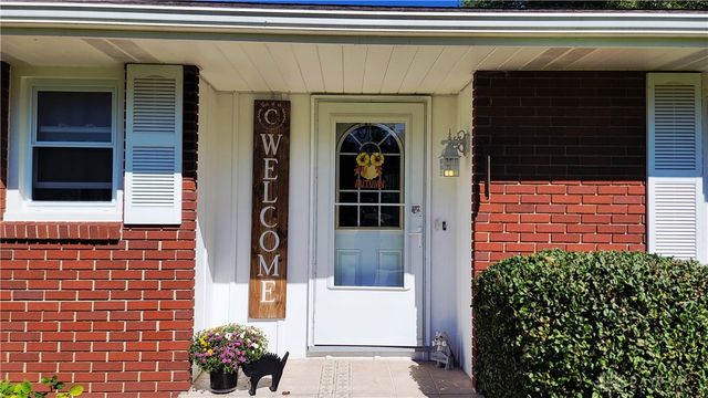 324 Oakridge Drive, Springfield, OH 45504