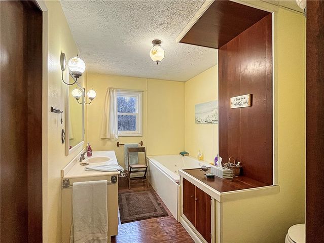 256 W Marley Rd, Jamestown, PA 16134