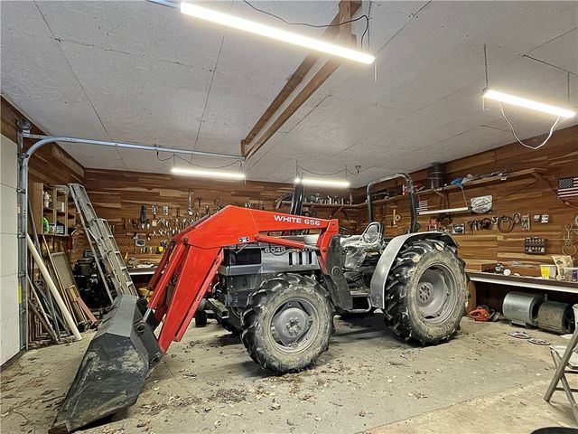 256 W Marley Rd, Jamestown, PA 16134