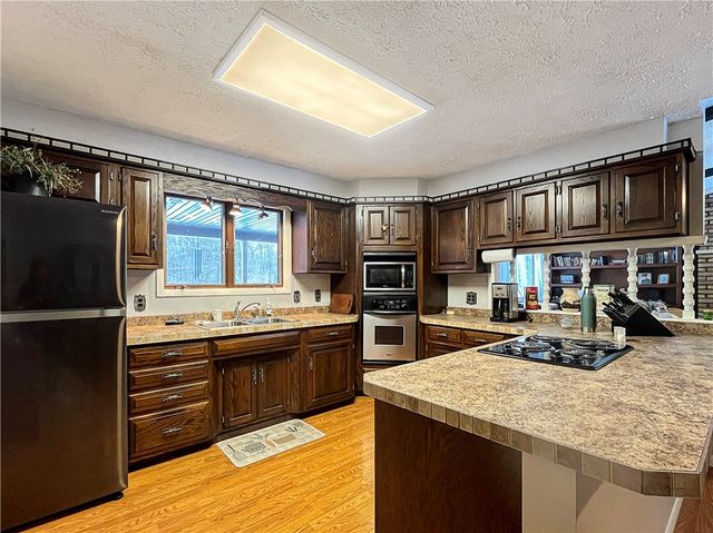 256 W Marley Rd, Jamestown, PA 16134