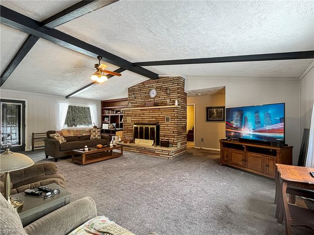 256 W Marley Rd, Jamestown, PA 16134