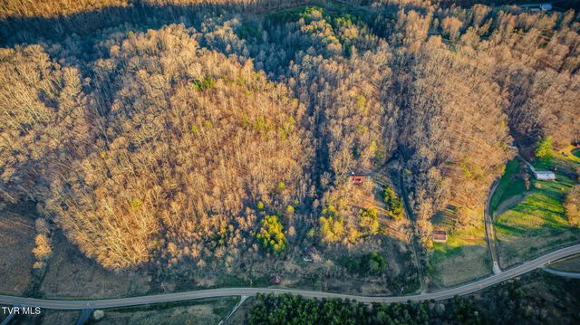 7389 Lone Star Road, Kingsport, TN 37660