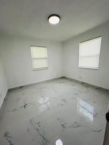 525 NW 22nd Avenue, Fort Lauderdale, FL 33311