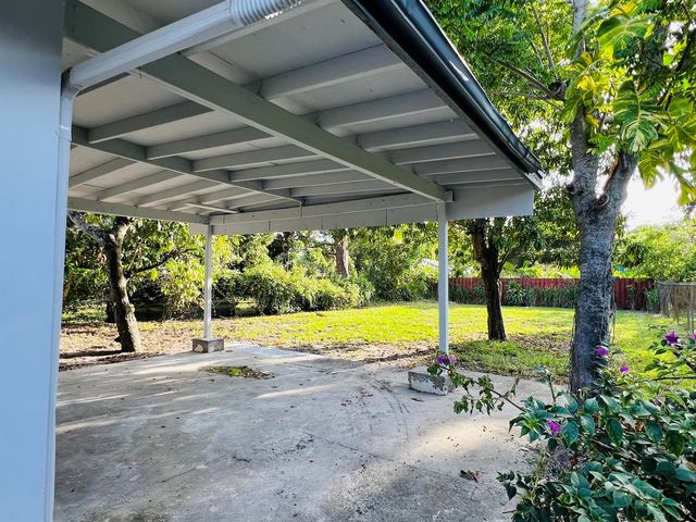 525 NW 22nd Avenue, Fort Lauderdale, FL 33311