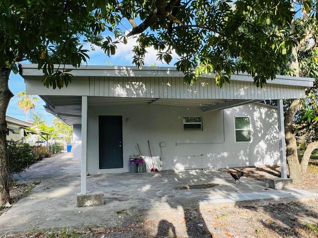525 NW 22nd Avenue, Fort Lauderdale, FL 33311
