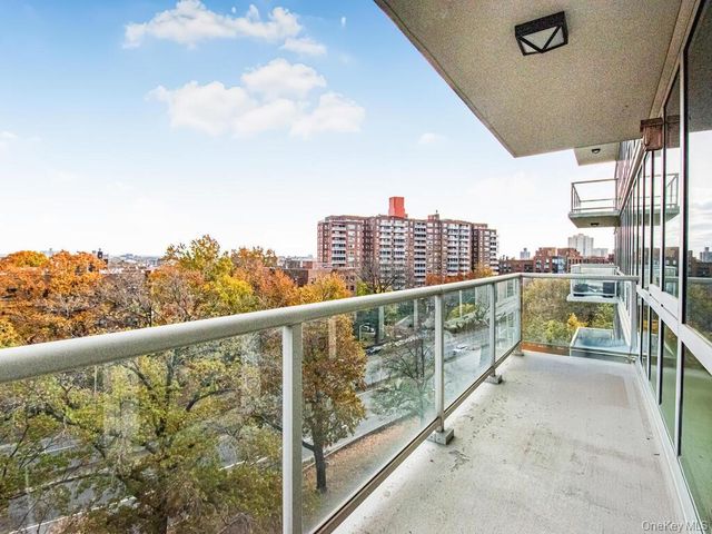 640 W 237th Street 7D, Bronx, NY 10463