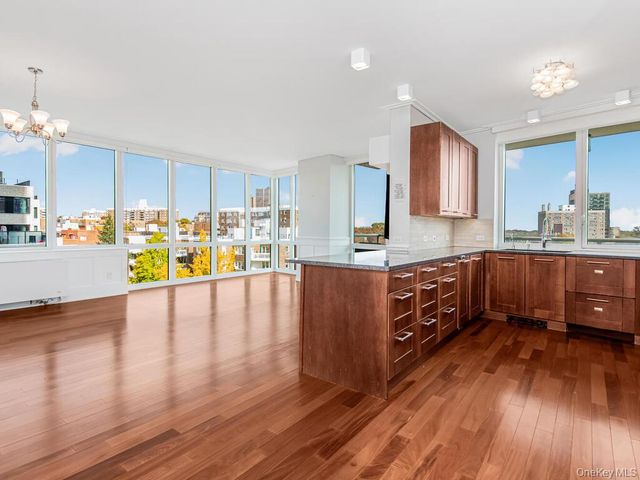 640 W 237th Street 7D, Bronx, NY 10463