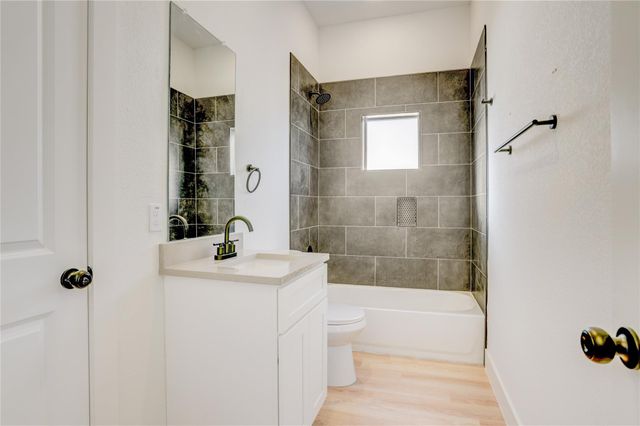 10514 Ashville Drive, Houston, TX 77051