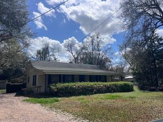 5301 HORSESHOE Drive, Alexandria, LA 71302