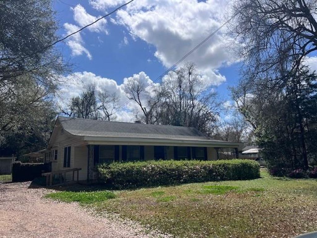 5301 HORSESHOE Drive, Alexandria, LA 71302