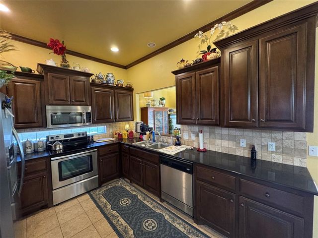 1112 Ariana Street, Shawnee, OK 74804