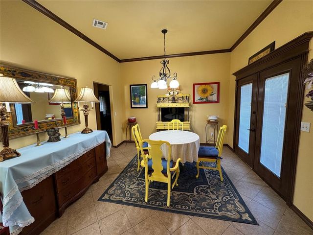 1112 Ariana Street, Shawnee, OK 74804