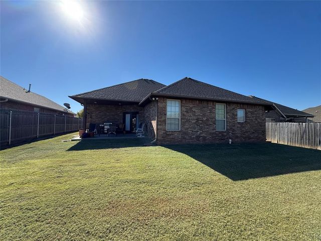 1112 Ariana Street, Shawnee, OK 74804